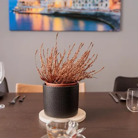 Helen's Balluta Retreat - By Solea Homes Apartment *