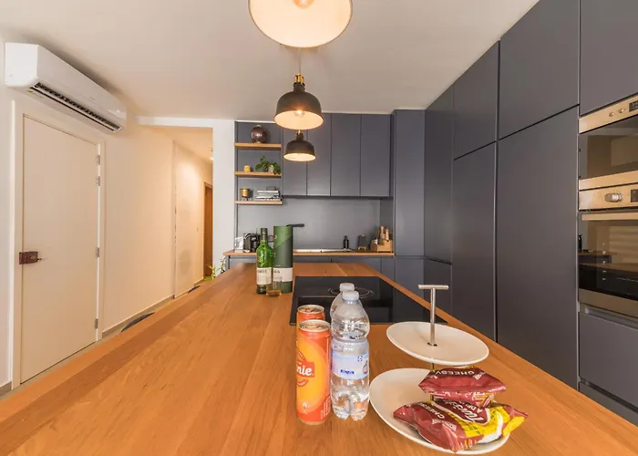 Helen's Balluta Retreat - By Solea Homes 아파트 *