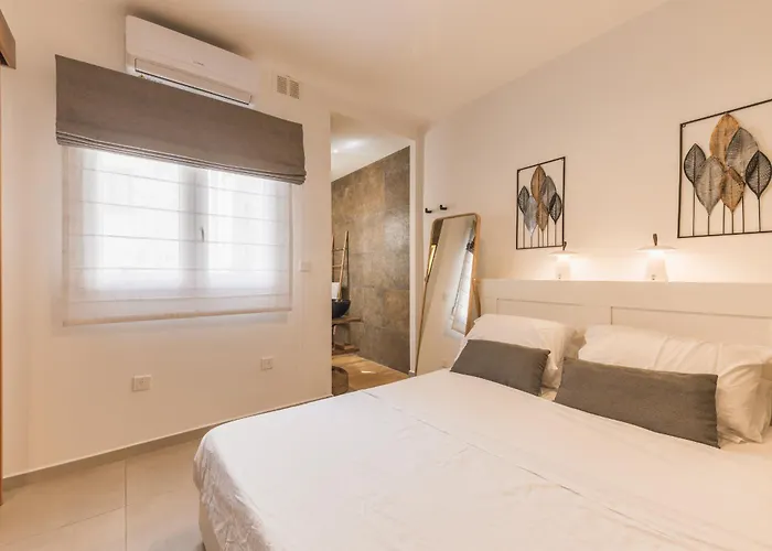 Helen's Balluta Retreat - By Solea Homes *